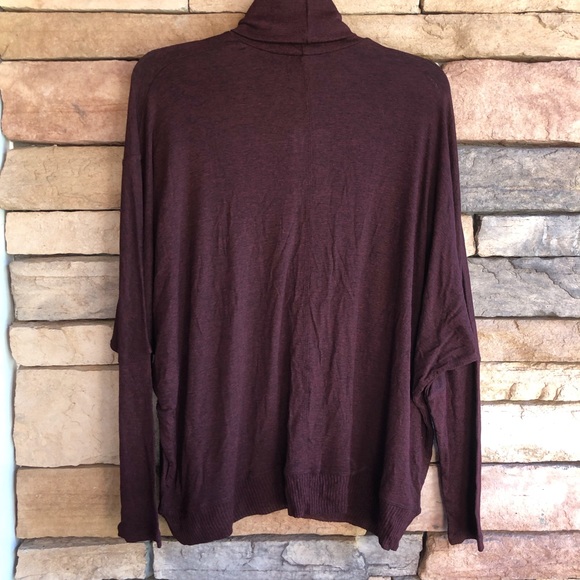 Zara W&B Collection maroon lightweight turtleneck knit top NWT Large - Picture 9 of 10